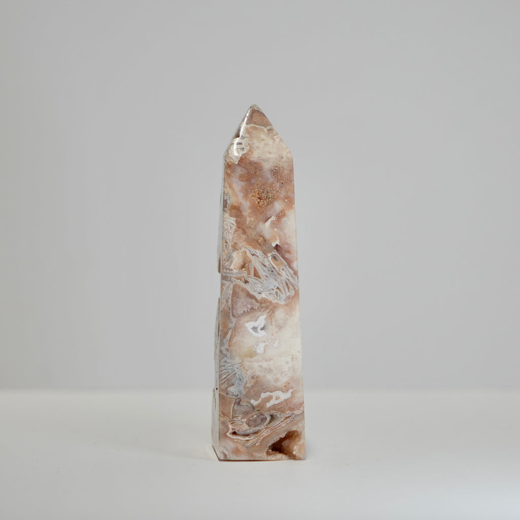 Agate Tower with Natural Quartz/Chalcedony Geodes #111