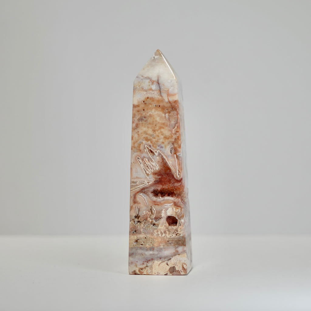 Agate Tower with Natural Quartz/Chalcedony Geodes #114