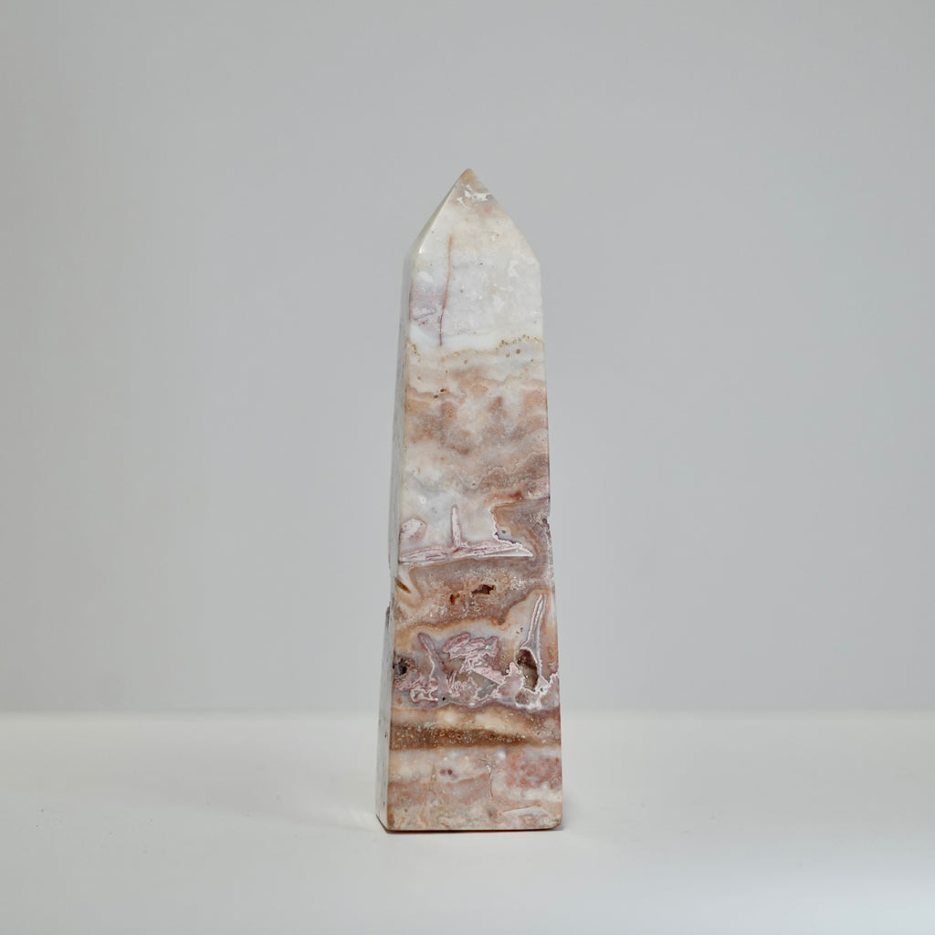 Agate Tower with Natural Quartz/Chalcedony Geodes #114