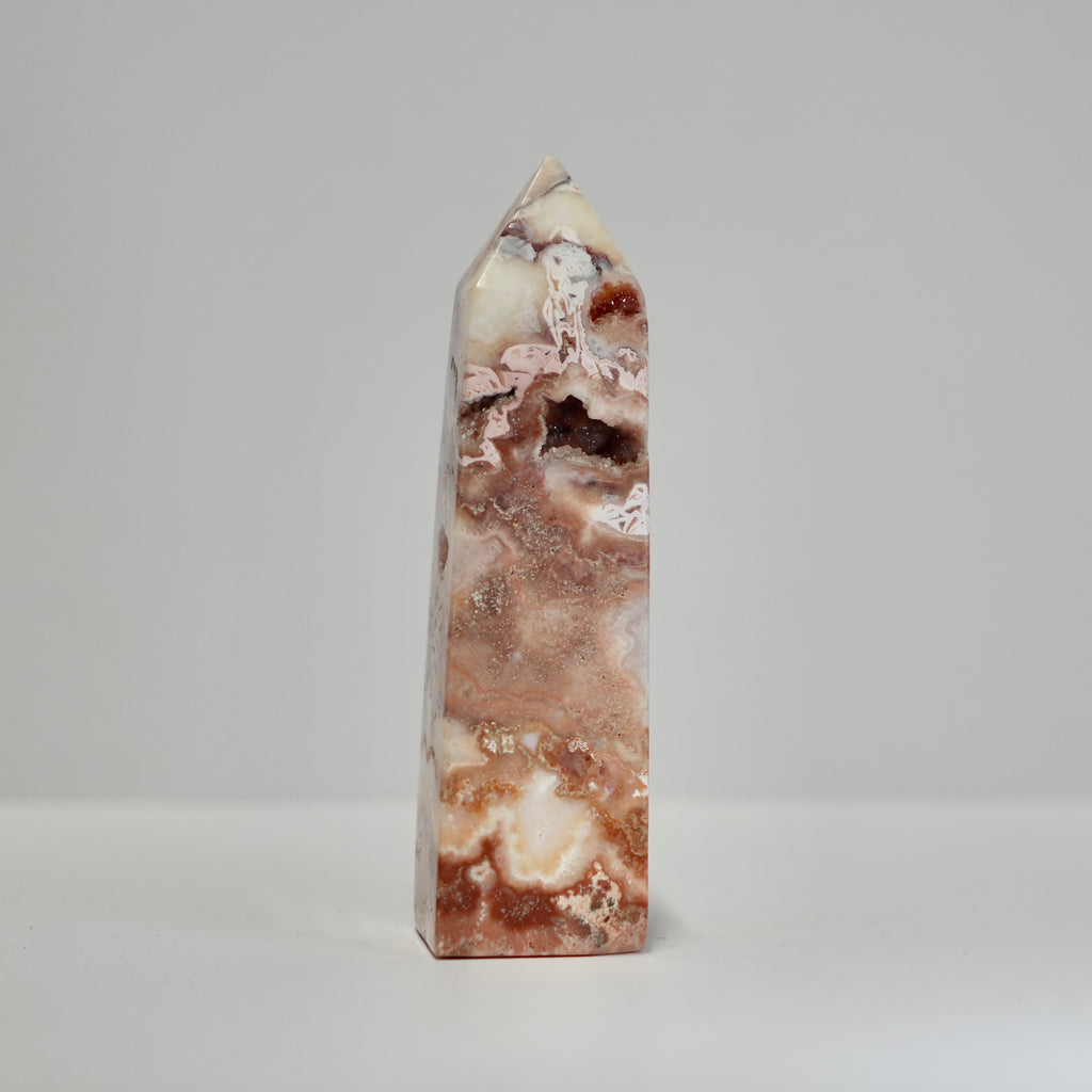 Agate Tower with Natural Quartz/Chalcedony Geodes #119
