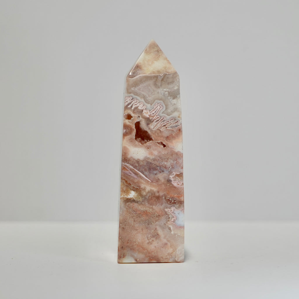 Agate Tower with Natural Quartz/Chalcedony Geodes #121
